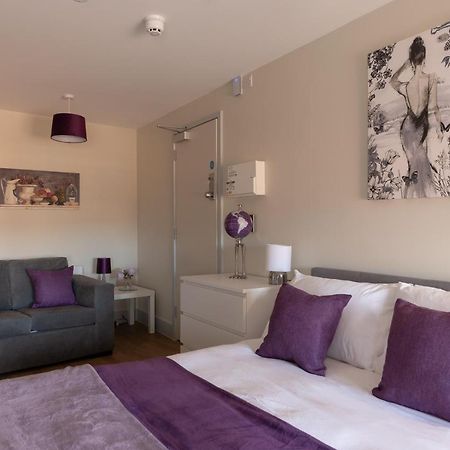 Isabella House - Hereford City Centre Aparthotel, By Rentmyhouse 외부 사진
