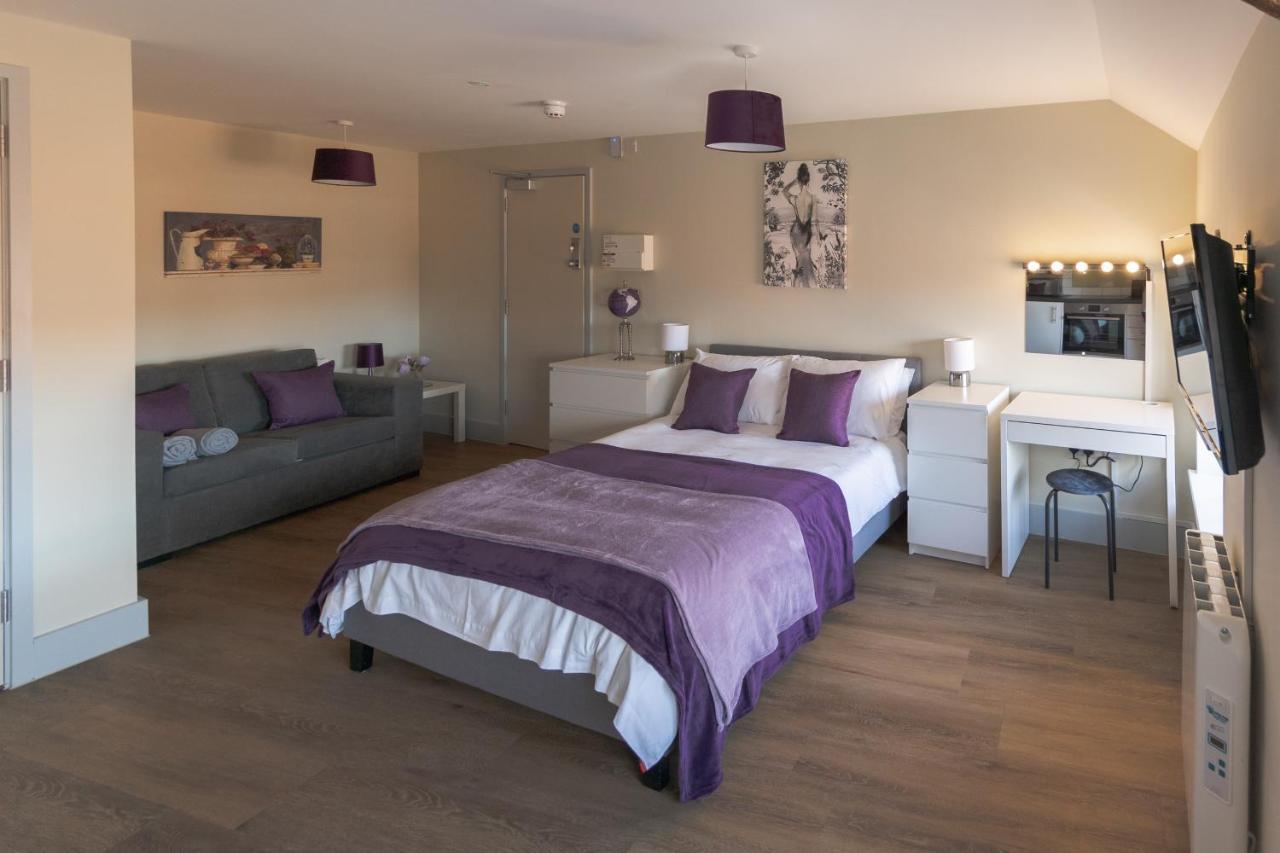 Isabella House - Hereford City Centre Aparthotel, By Rentmyhouse 외부 사진
