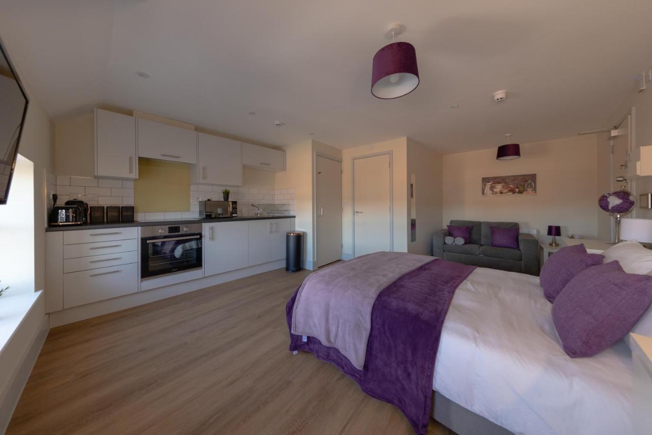 Isabella House - Hereford City Centre Aparthotel, By Rentmyhouse 외부 사진